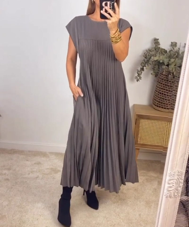 Robe Plissée Sans Manches