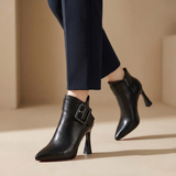Bottines Signature à Talon et Boucle Oversize