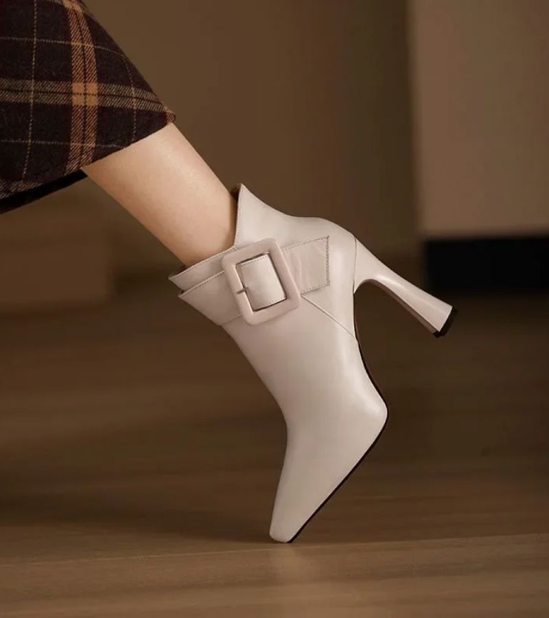 Bottines Signature à Talon et Boucle Oversize