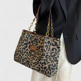 Sac shopping en toile motif léopard