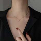 Collier scintillant