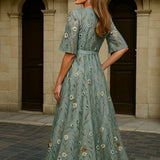 Robe Longue Élégance Botanique